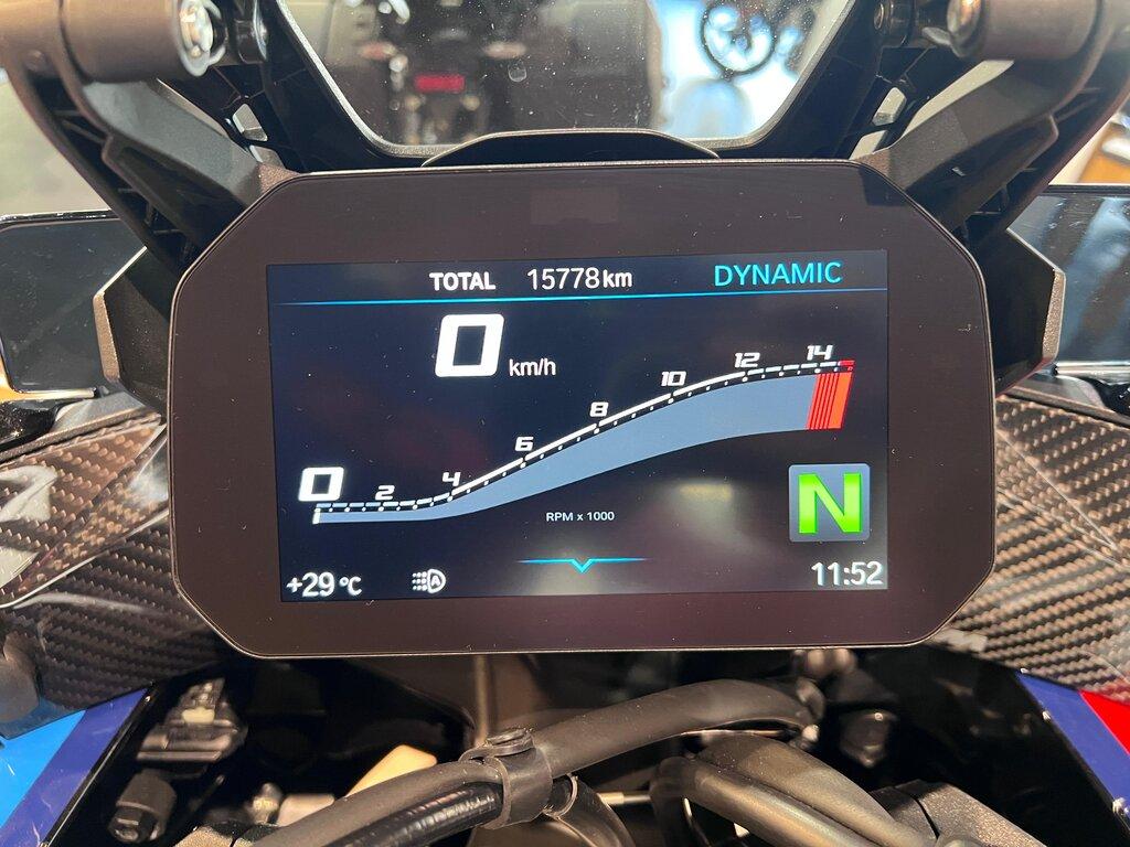 M 1000 XR