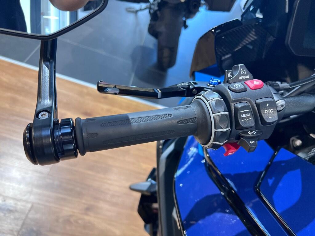 M 1000 XR