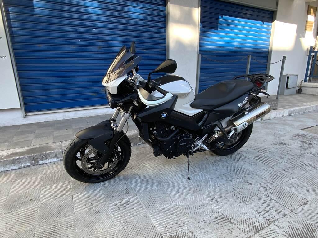 F 800 R