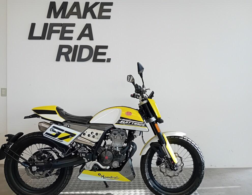 FLAT 125