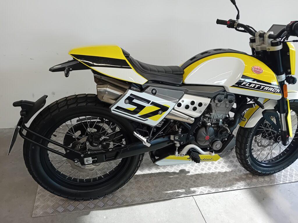 FLAT 125