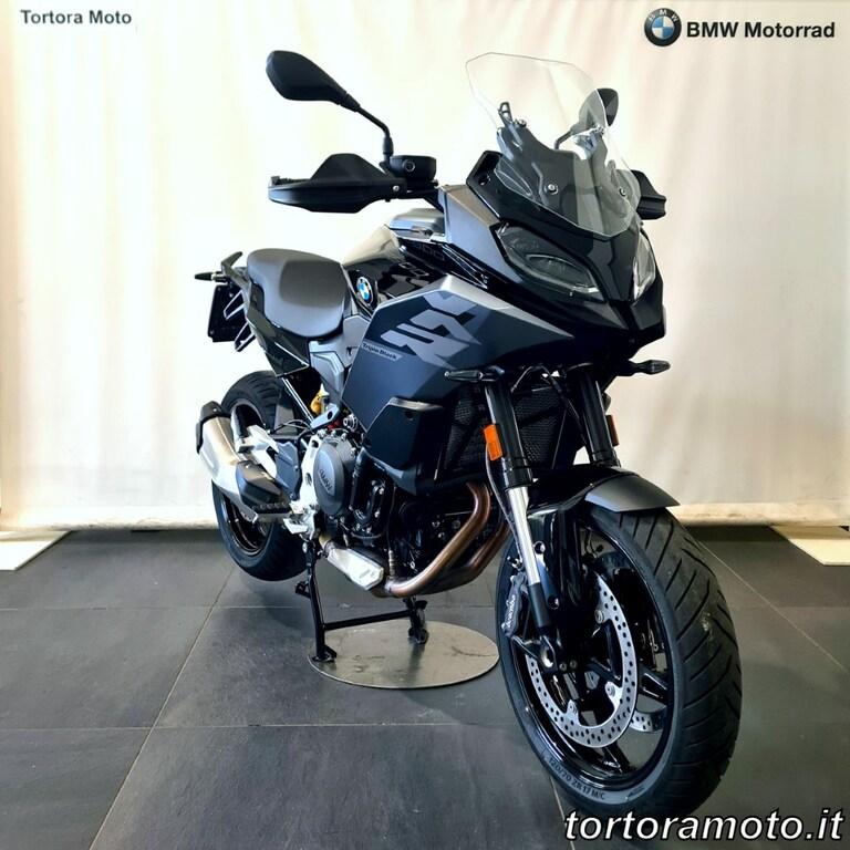 F 900 XR