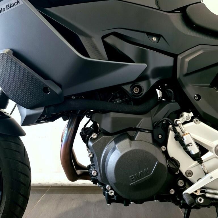F 900 XR