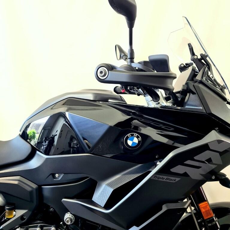 F 900 XR
