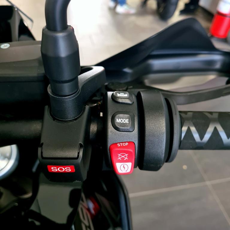 F 900 XR