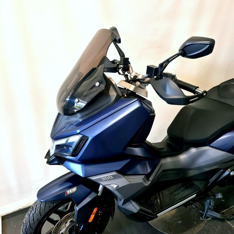 ADX 300