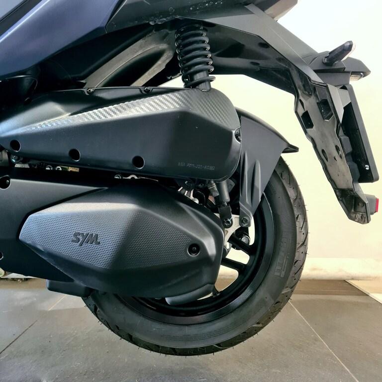 ADX 300