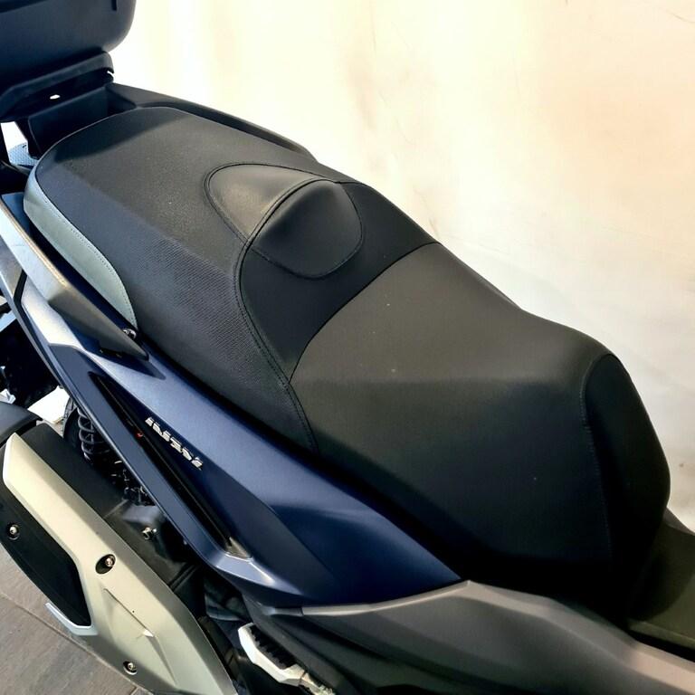 ADX 300