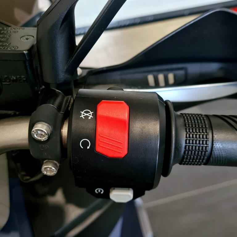 ADX 300