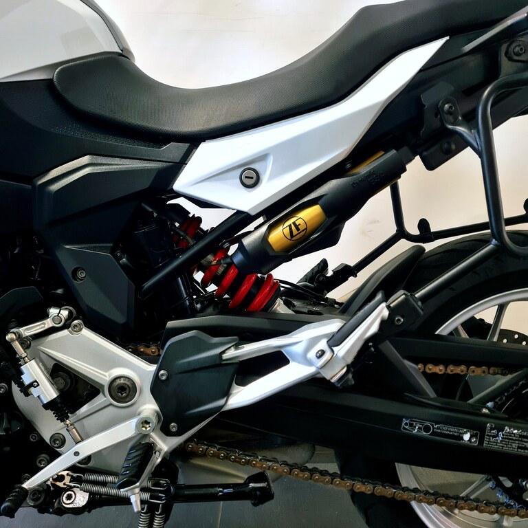 F 900 XR