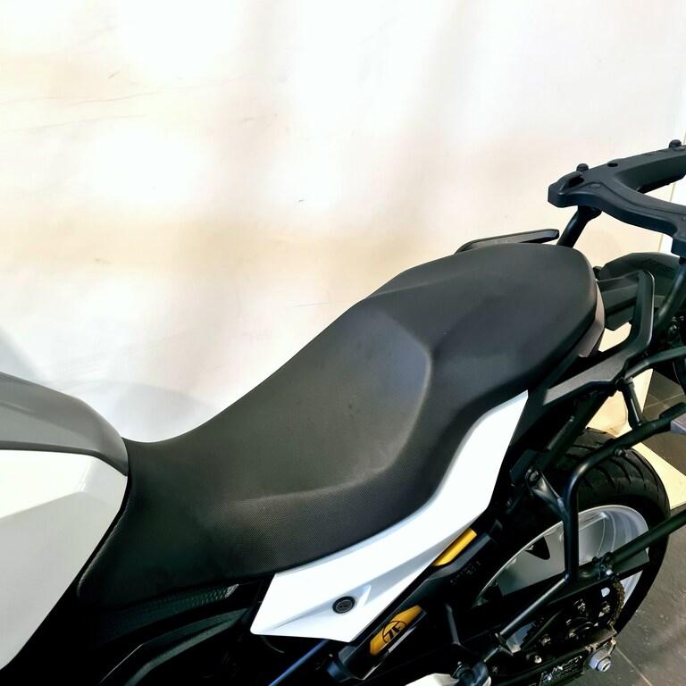 F 900 XR