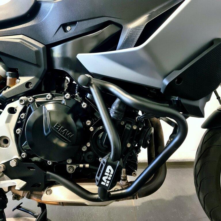 F 900 XR