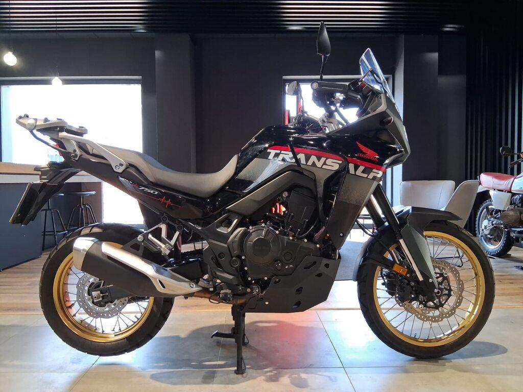 TRANSALP 750