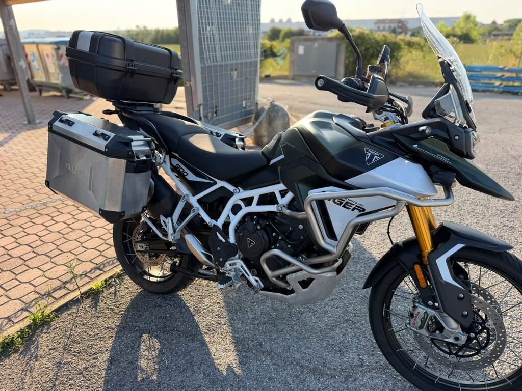 TIGER 900