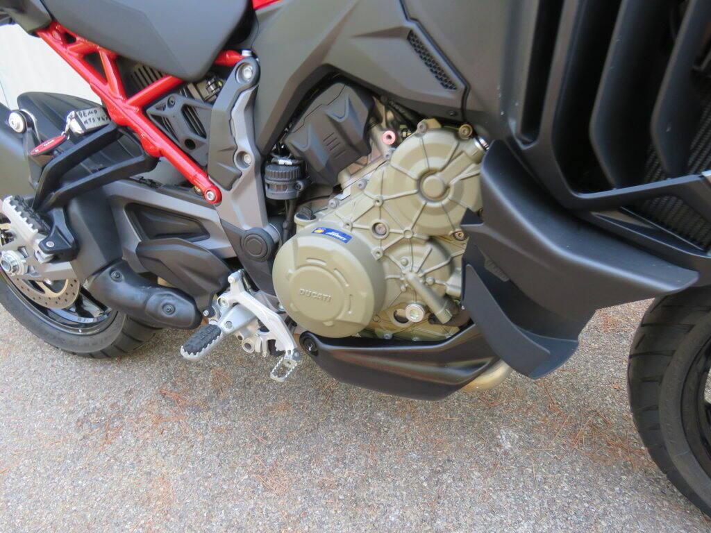 MULTISTRADA V4