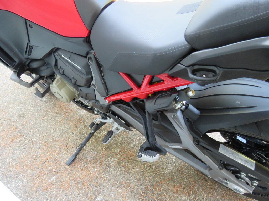 MULTISTRADA V4