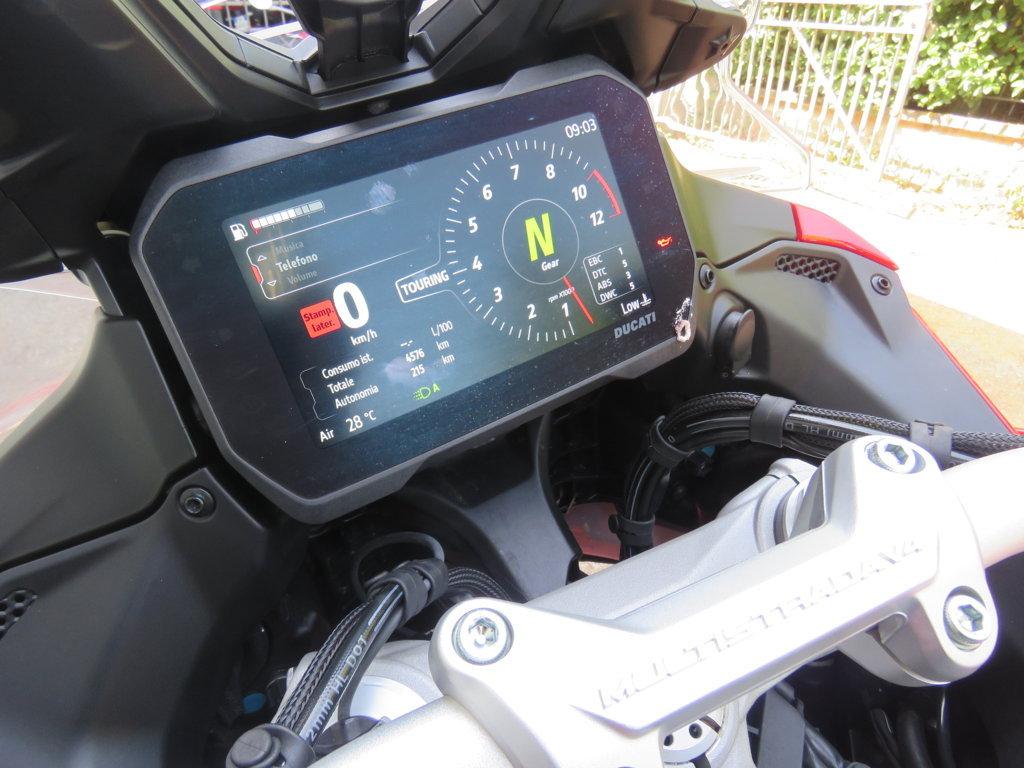 MULTISTRADA V4