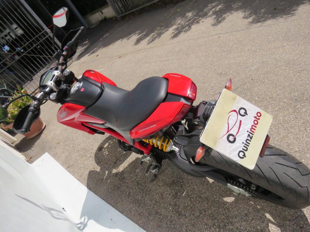 HYPERMOTARD 821