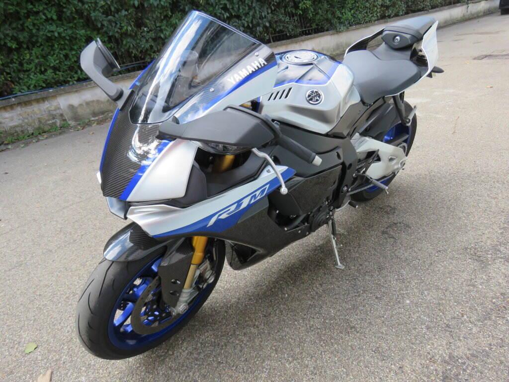 YZF R1 1000