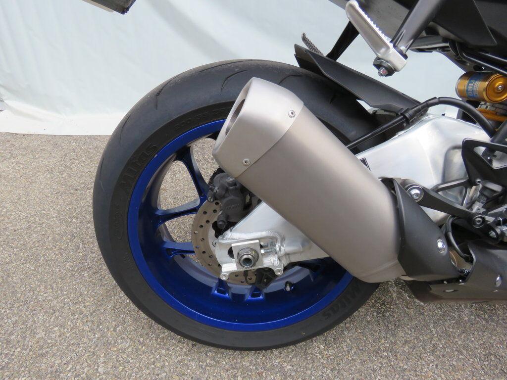YZF R1 1000