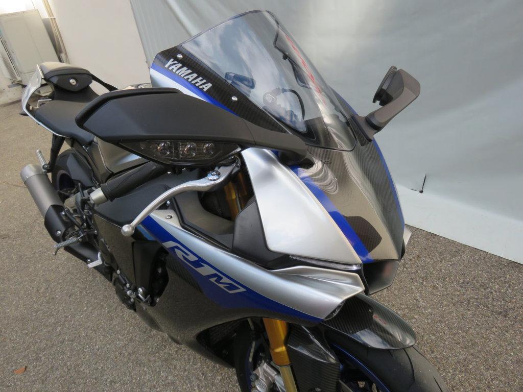 YZF R1 1000