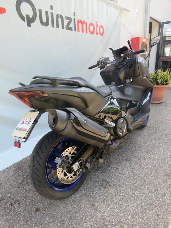 T-MAX 560
