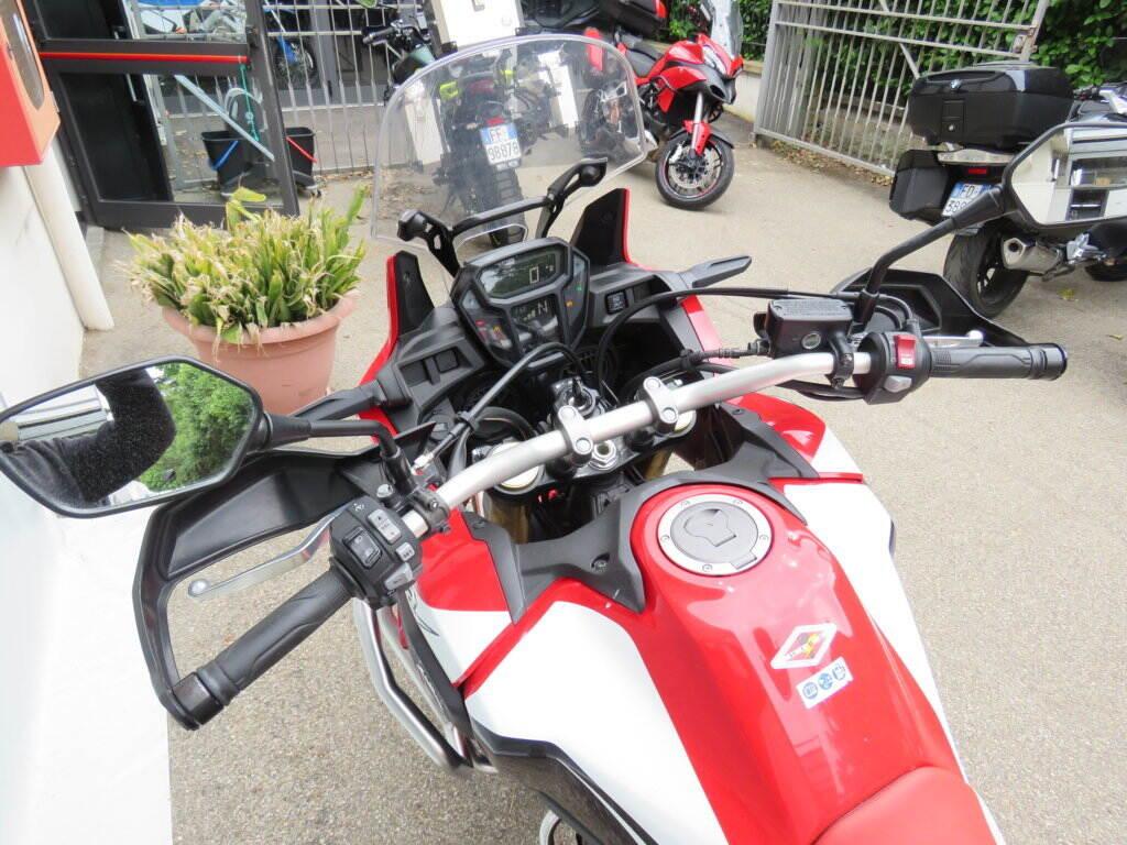 AFRICA TWIN 1000