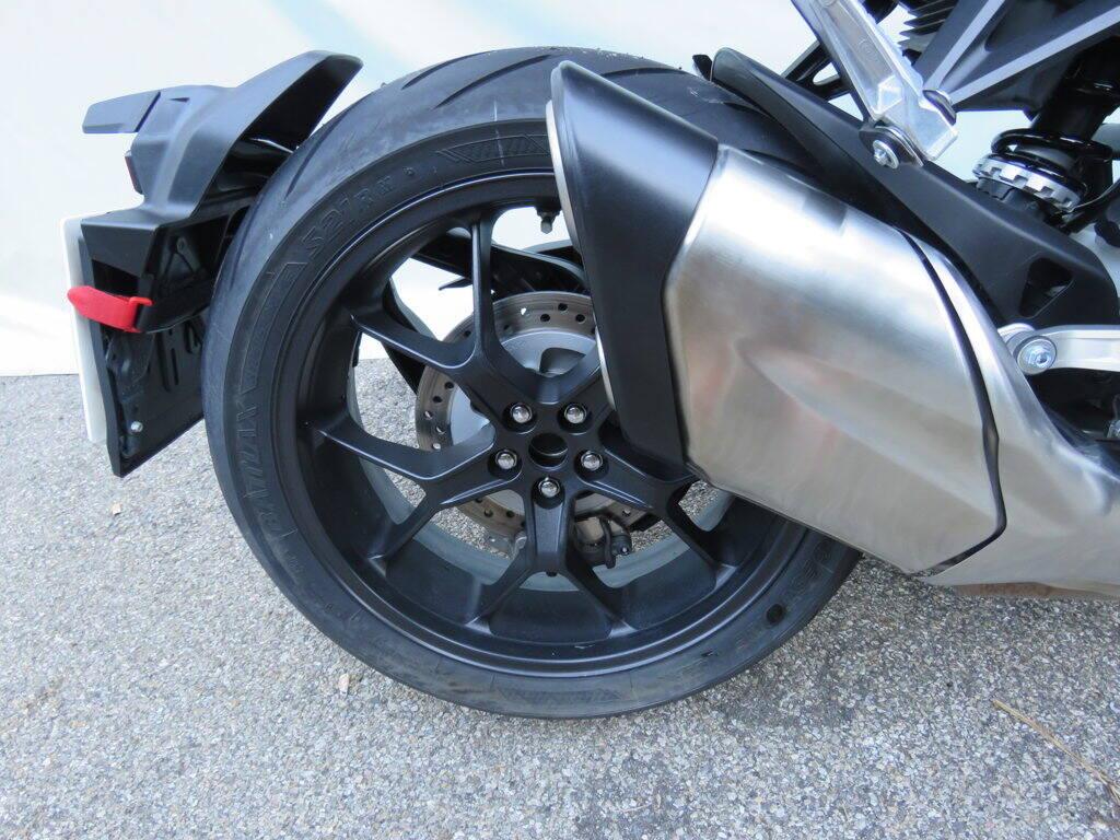 CBR 1000 RR