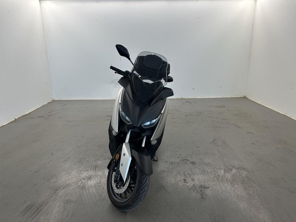 X-MAX 400