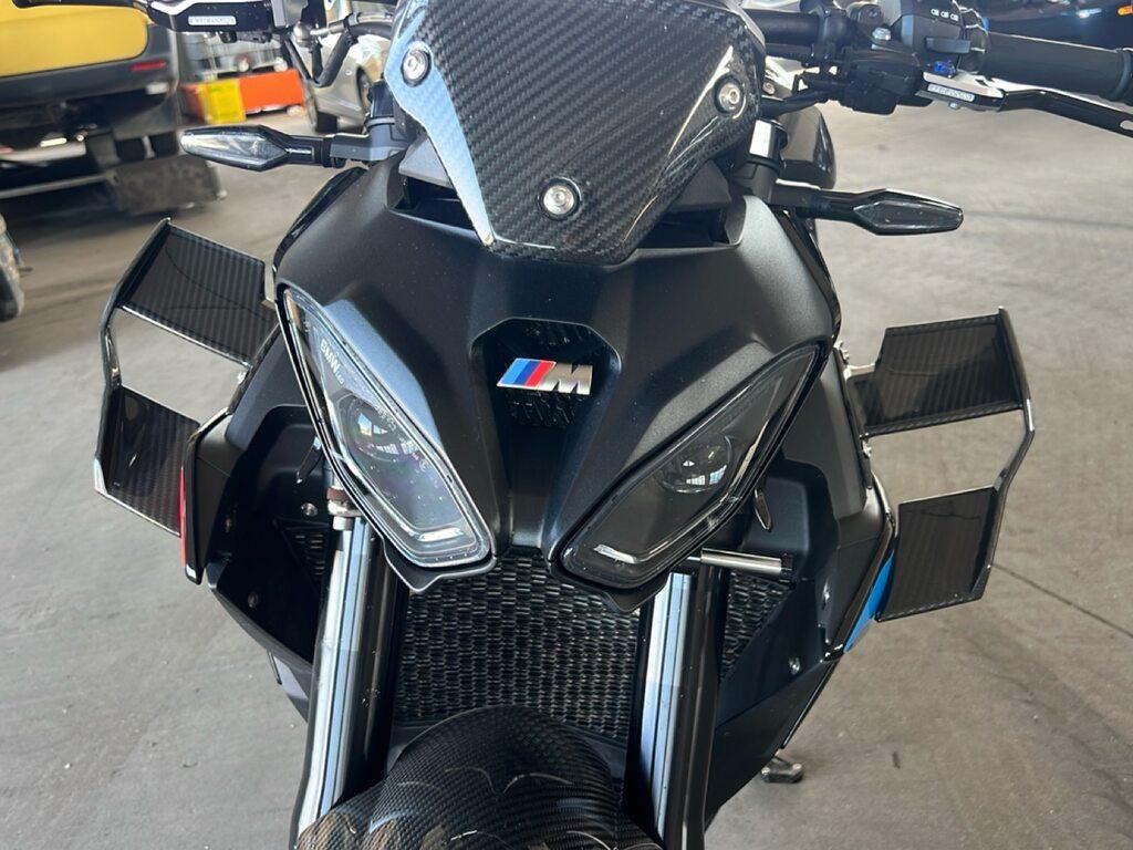 M 1000 R