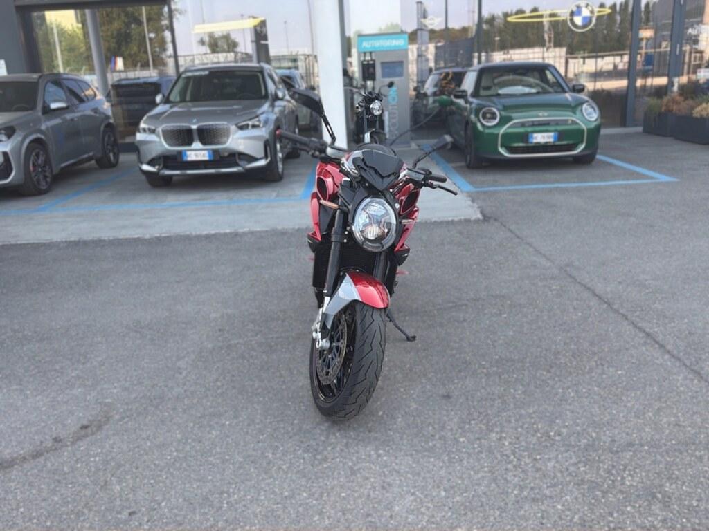 BRUTALE 800