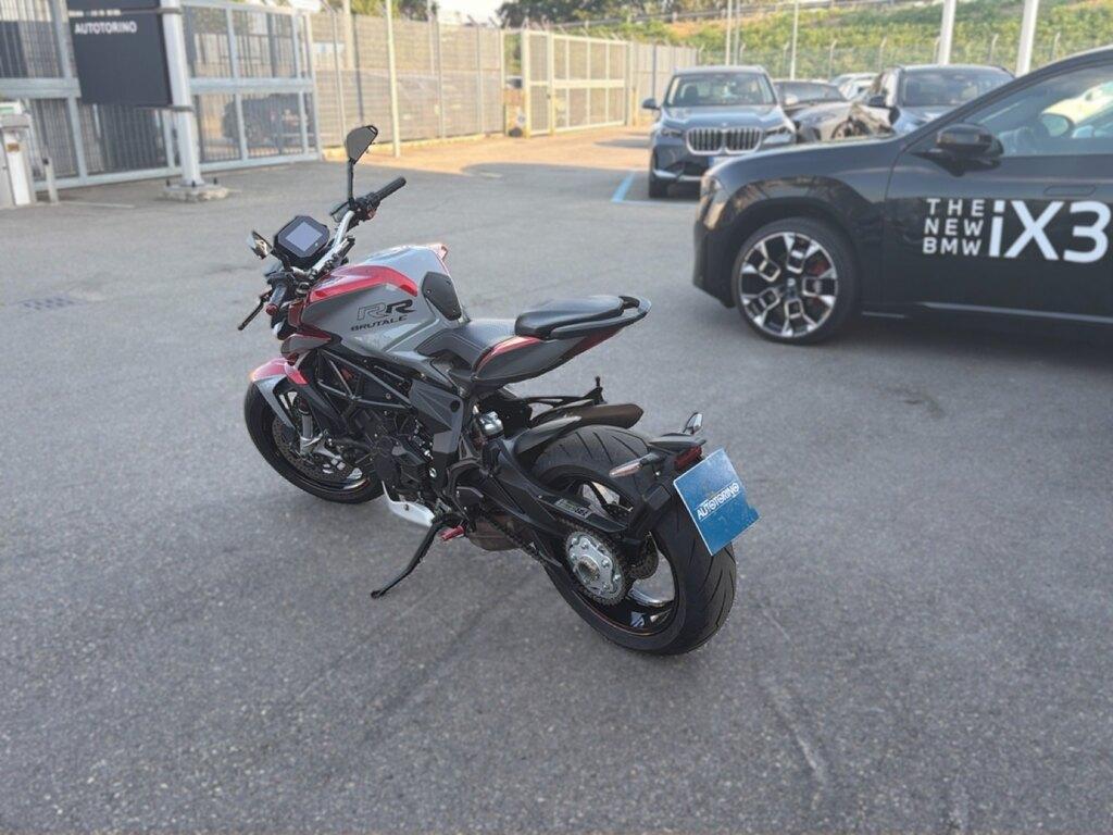 BRUTALE 800