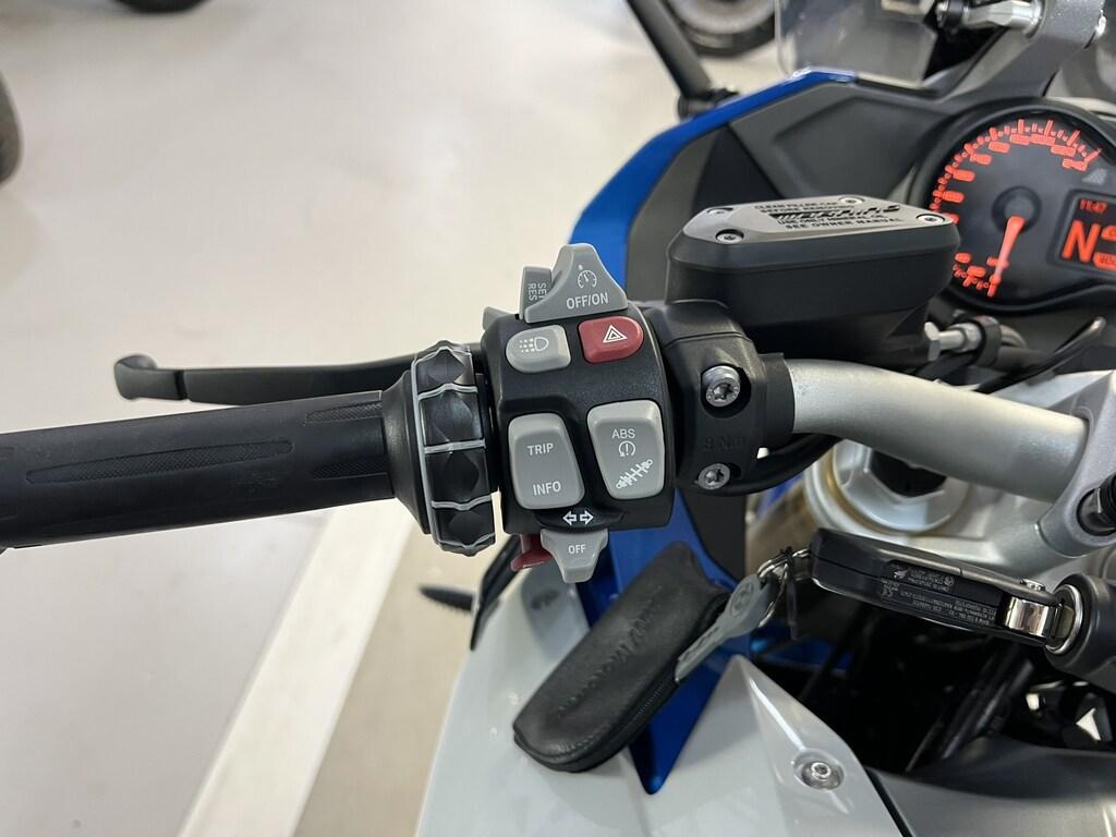 R 1200 RS