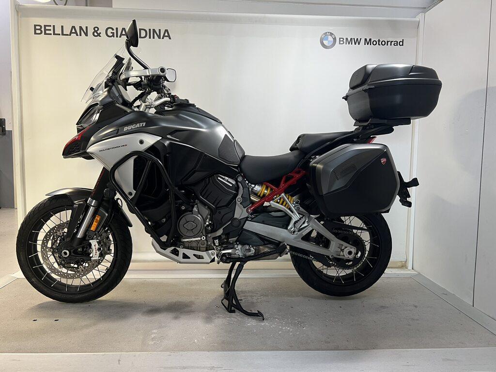 MULTISTRADA V4