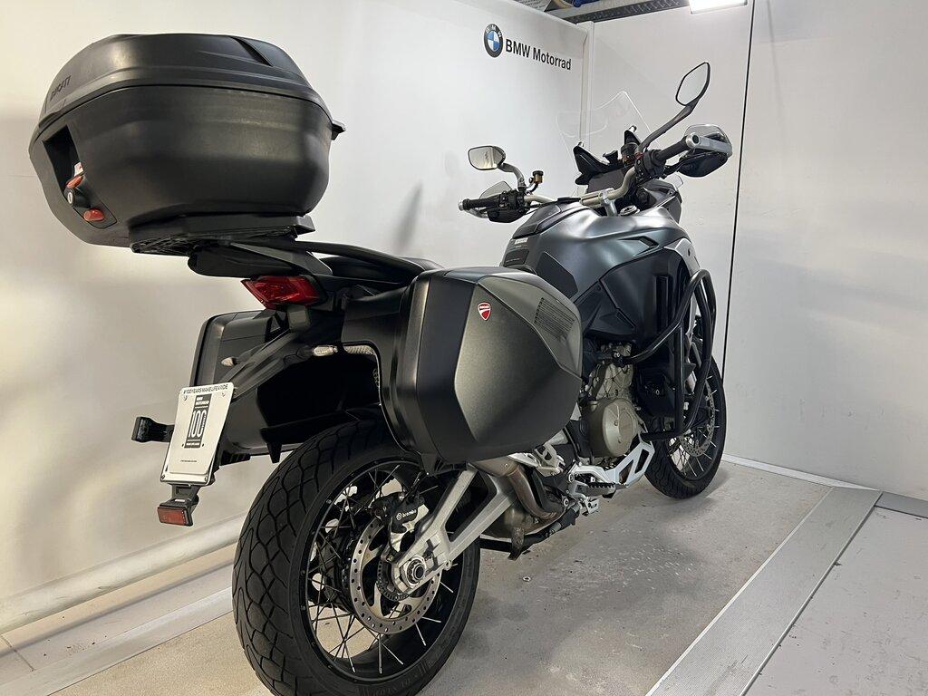 MULTISTRADA V4