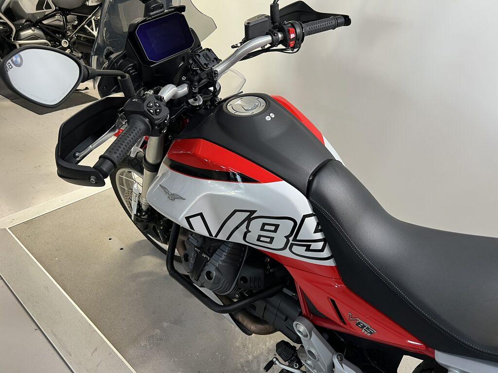 V85 TT