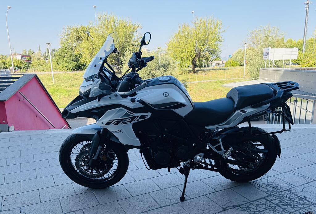 TRK 502