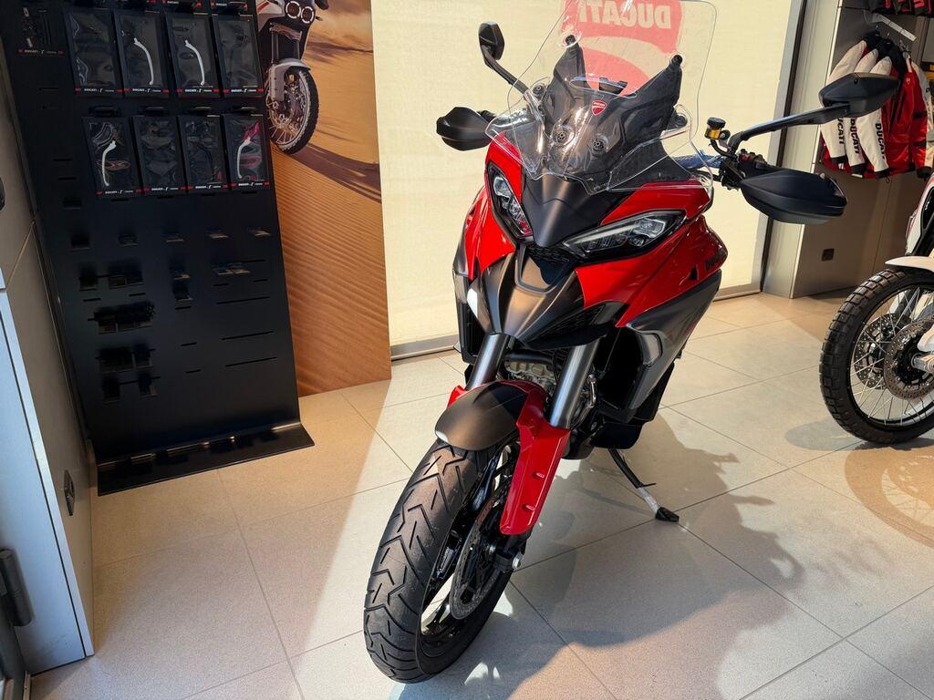 MULTISTRADA V4