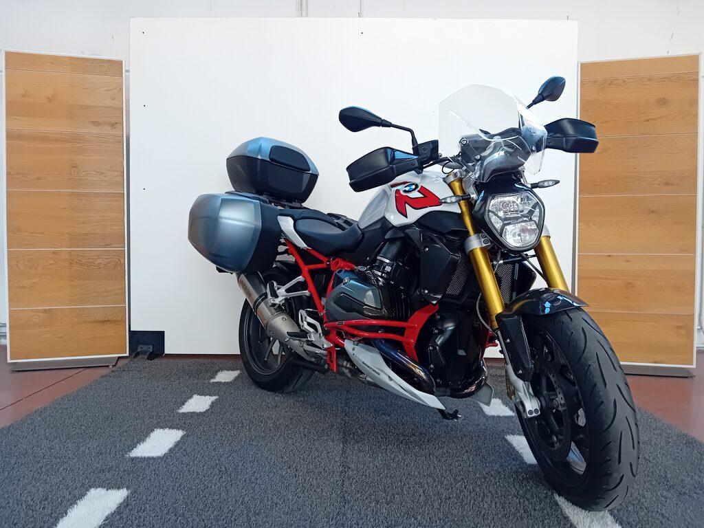 R 1200 R