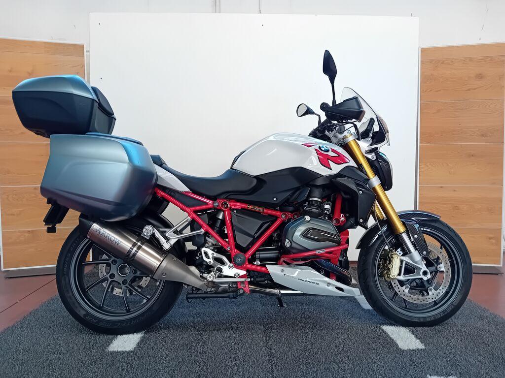 R 1200 R