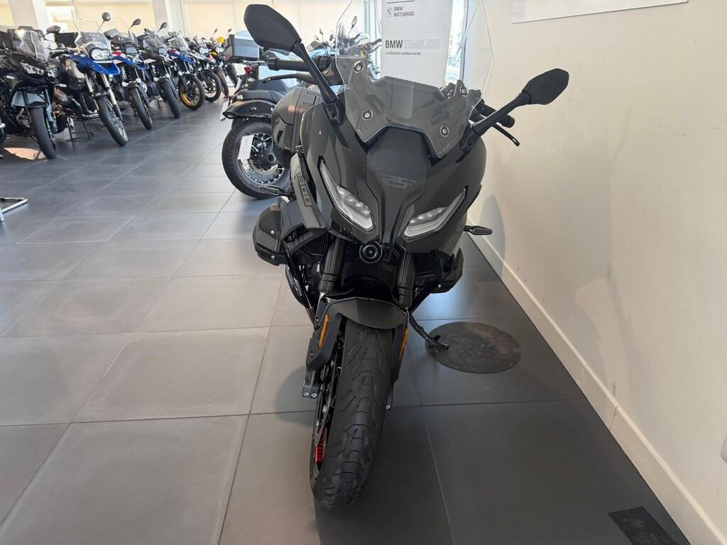 R 1300 RS