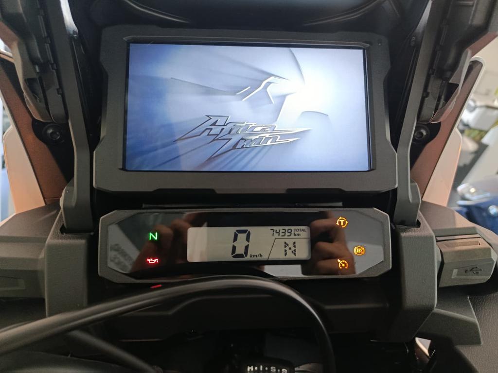 AFRICA TWIN 1100