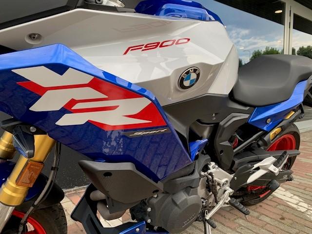 F 900 XR