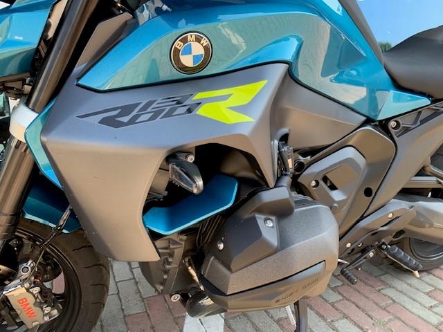 R 1300 R