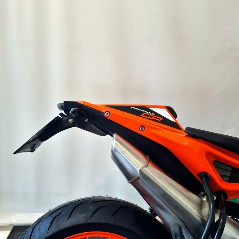 890 DUKE