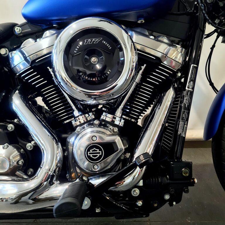 STREET BOB 117 1923