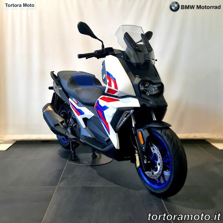 C 400 X