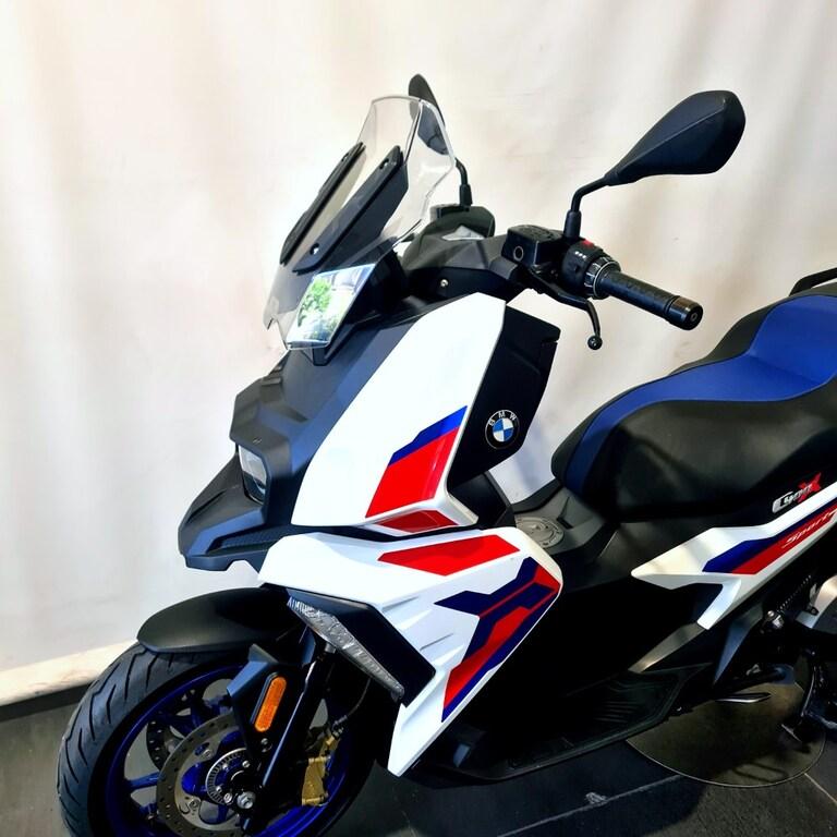 C 400 X