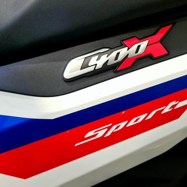 C 400 X