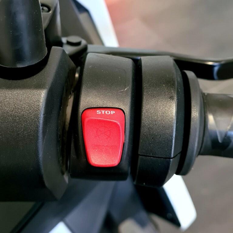 C 400 X
